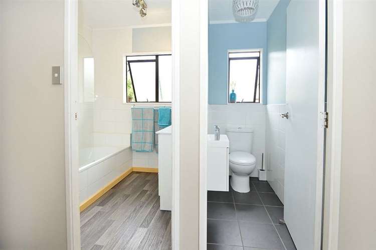 6 Pohutukawa Avenue Red Beach_11