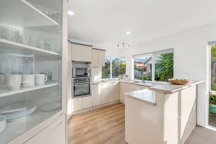 28 Cottesmore Place Huntington Park_12