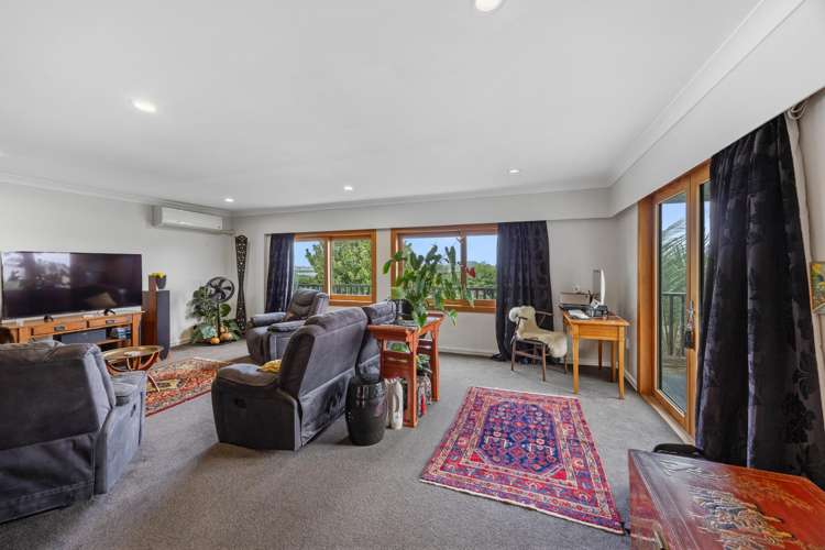 95 & 93 Wallace Road Mangere Bridge_18