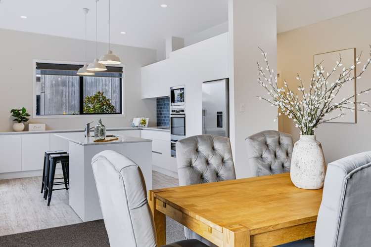 5 Kotare Drive Waiwhakaiho_11