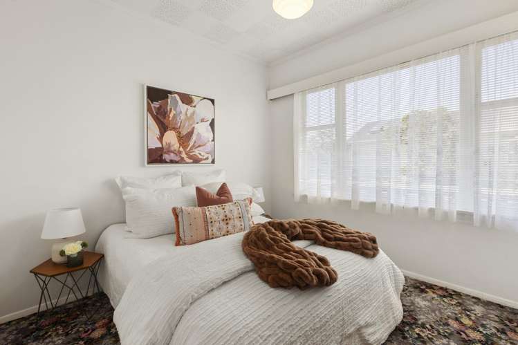 100 Yule Street Lyall Bay_12