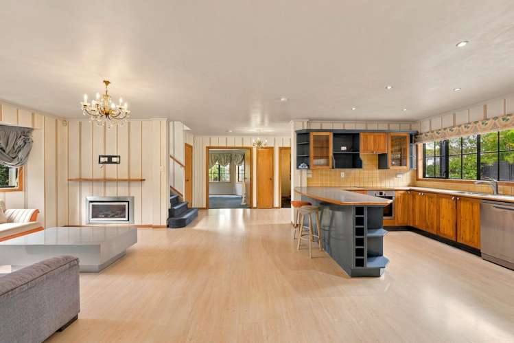 36 Oakwood Grove Eastern Beach_5
