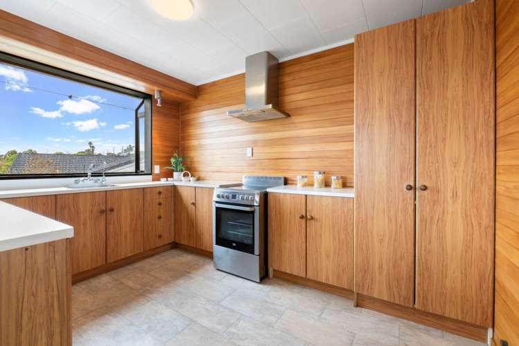 14 Waiora Road Stanmore Bay_7