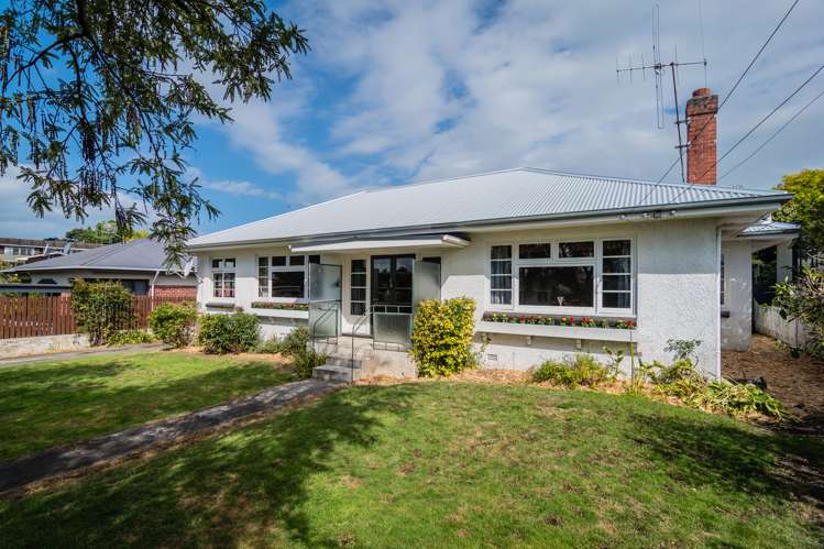 10 Ashbury Avenue Waimataitai_12