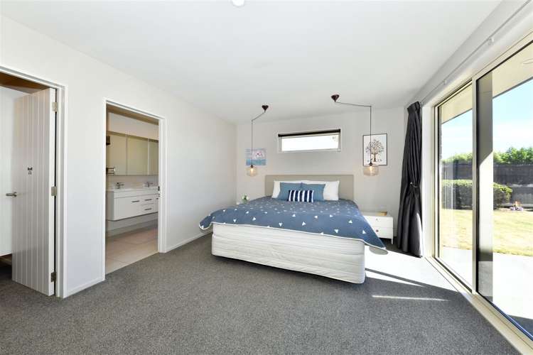 16 Bradbury Avenue Rolleston_9