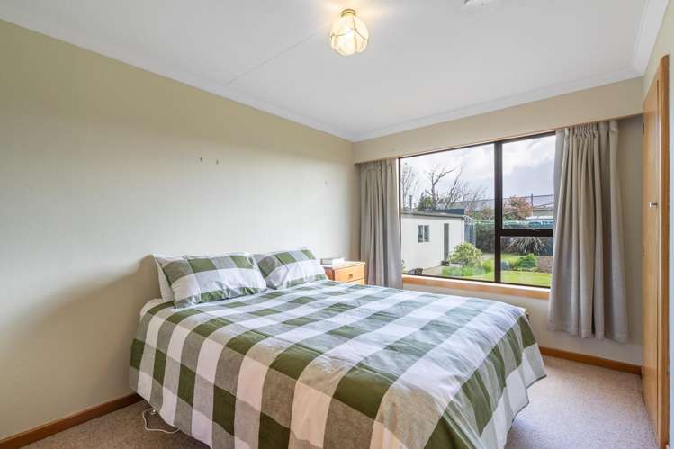 144 Derwent Crescent Glengarry_7