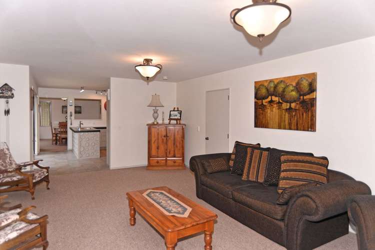 90 Bishopdale Avenue Bishopdale_6