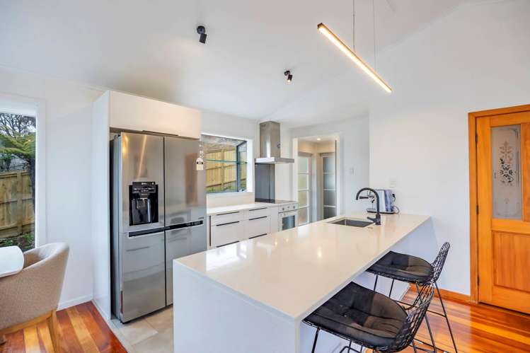 29 St Peters Street Northcote_7