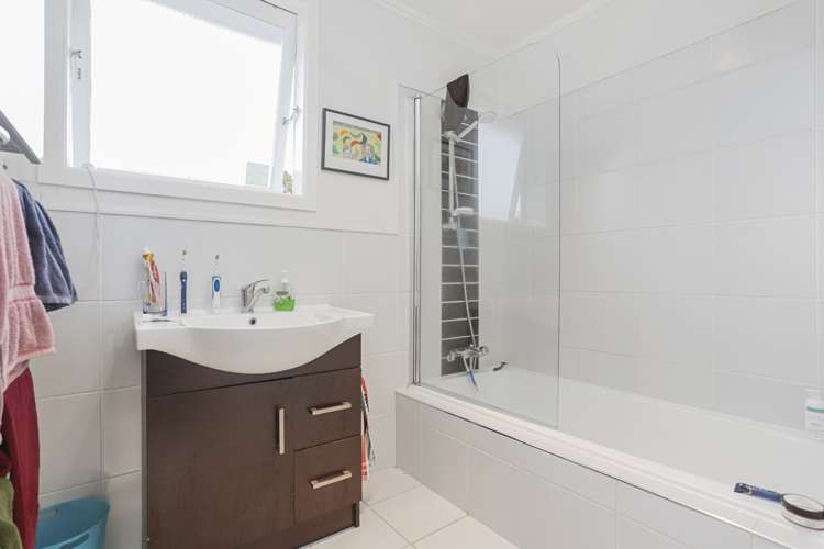 117 Atkinson Road Titirangi_13