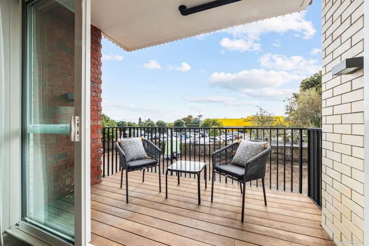 107/1b Soljak Place Mount Albert_8