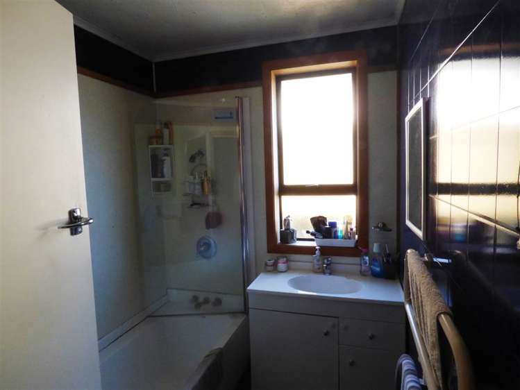 29 Christie Street Balclutha_10