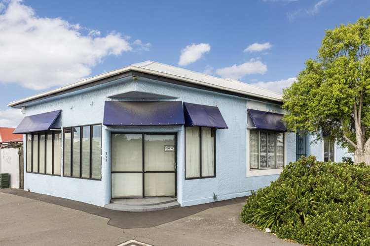 1-2/398 Ferry Road Woolston_7