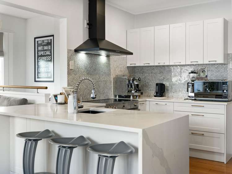 17A Griffen Park Road Mount Roskill_36