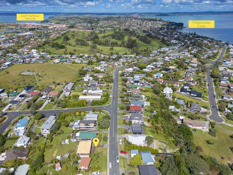 1435 Whangaparaoa Road Army Bay_28