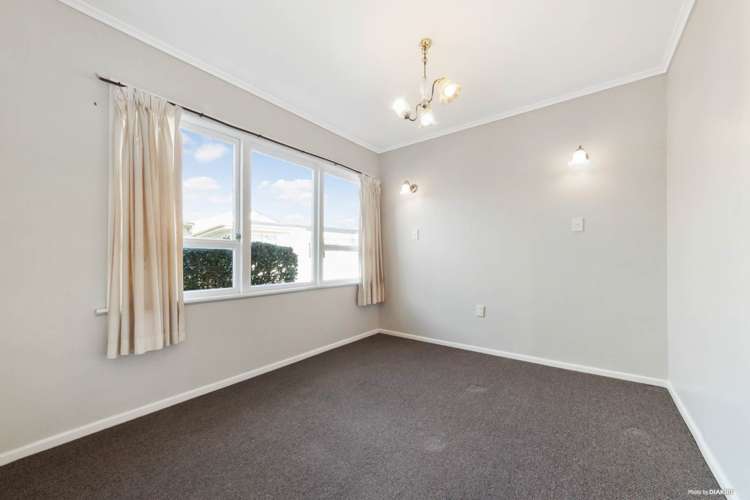 3 Marlene Avenue Te Atatu South_8