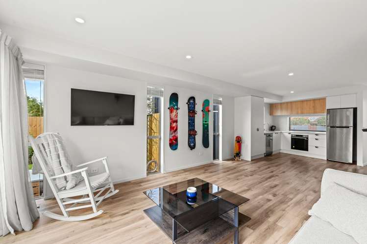 1/189A England Street_2