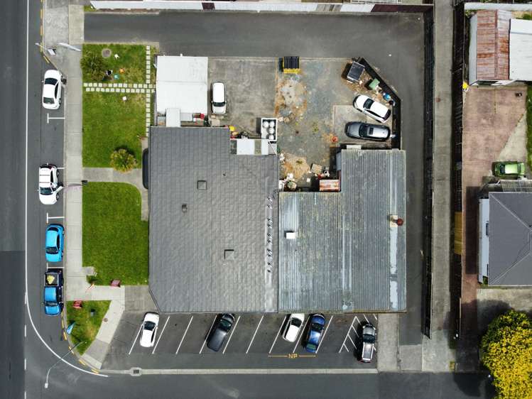 6&8 Ussher Place Pakuranga_9