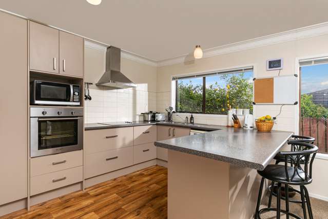 4/66 Rathgar Road Henderson_2