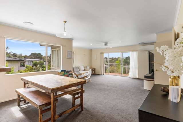 2/8 McQuoid Place Glenfield_3