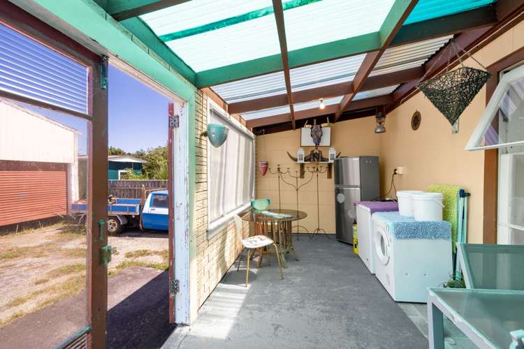 68 Domett Street Opunake_23