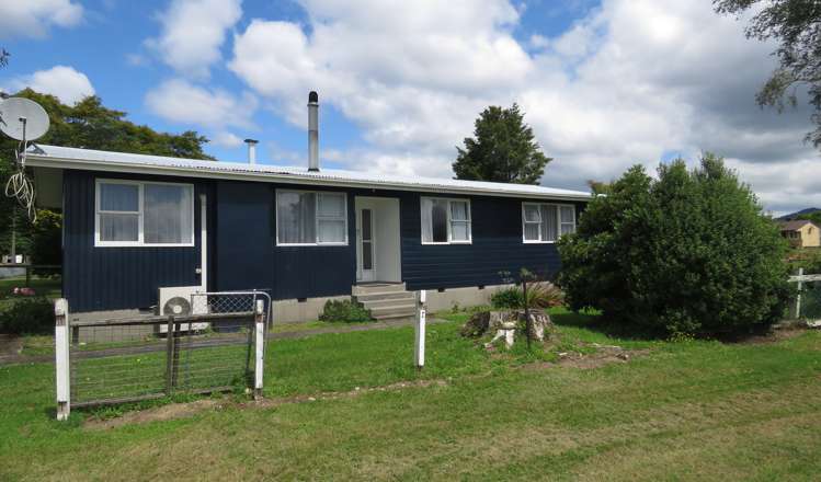 14 Crampton Road Reefton_13