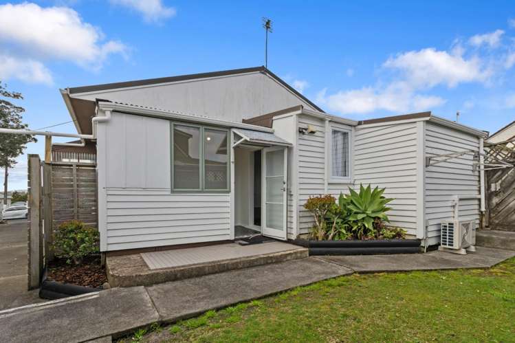 35A Blockhouse Bay Road_0