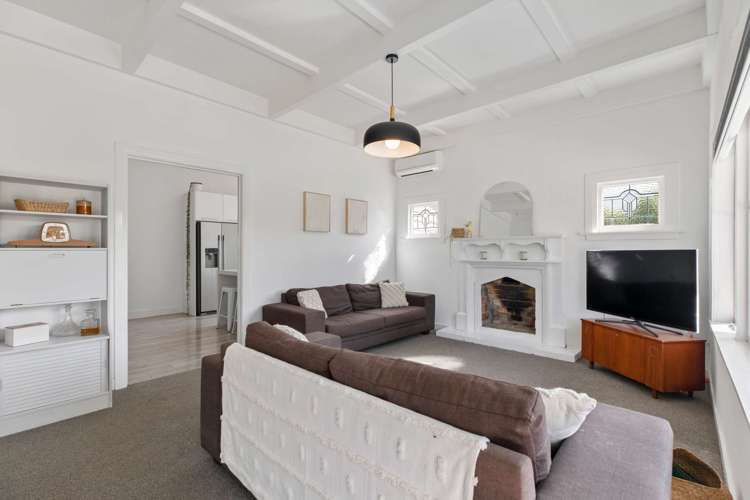 6 Sandspit Road Waiuku_1