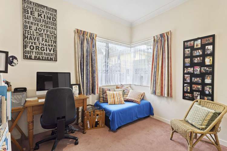 8/5 Court Road Tawa_12