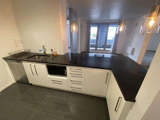 6B/8 Lipman Street 1314_3