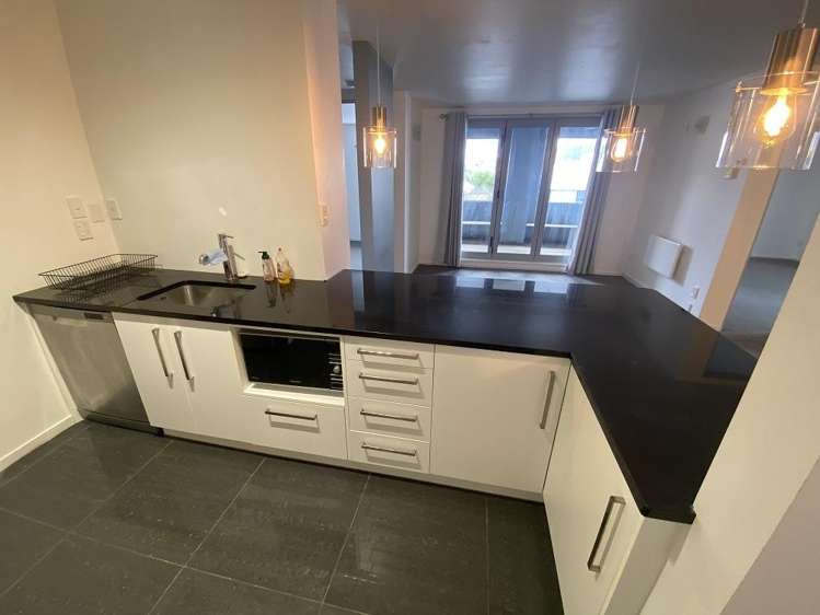 6B/8 Lipman Street 1314_3