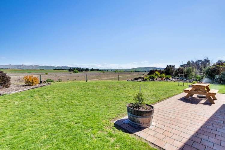 27 Glenmark Drive Waipara_34