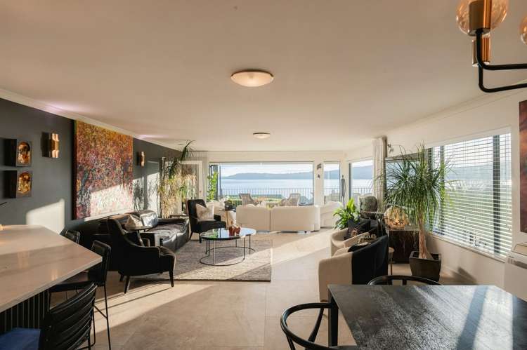 166 Lake Terrace Hilltop_12