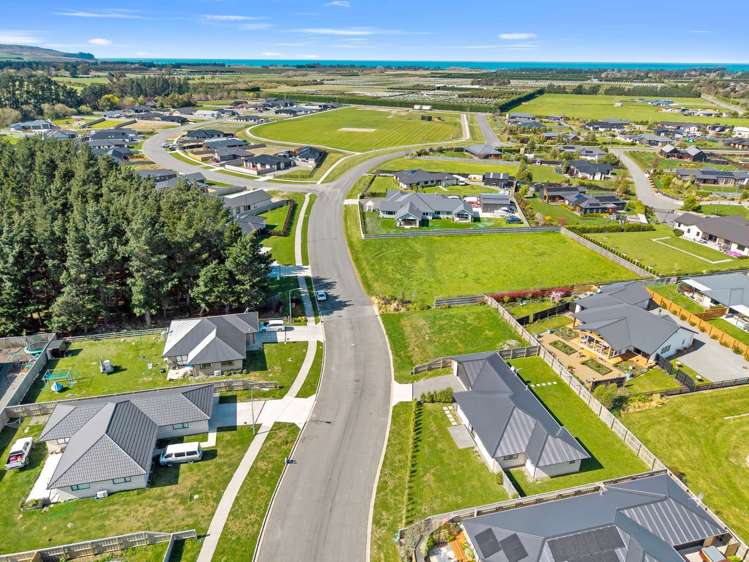 31 Kingfisher Avenue Amberley_26