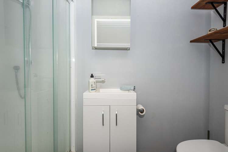 12 Kowhai Park Road Maunu_9