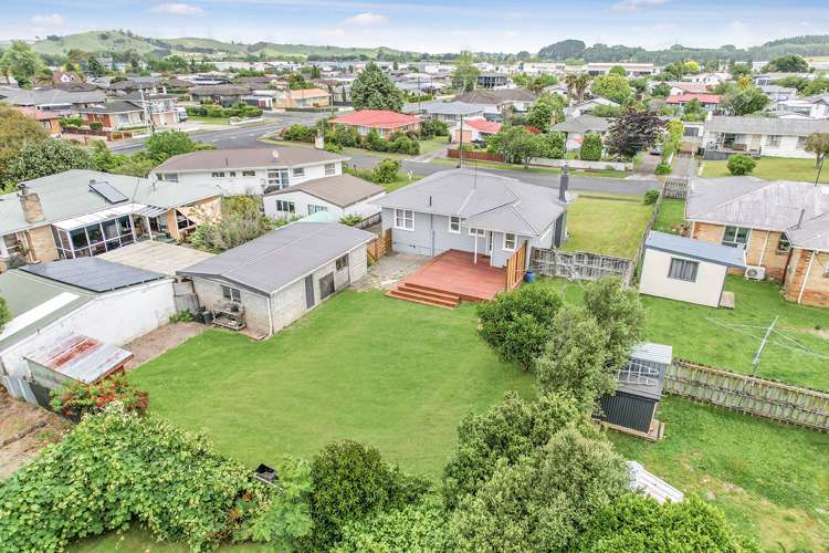 2 Clifford Street Morrinsville_17