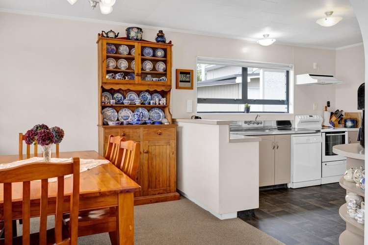 8 Kowhai Street Inglewood_10