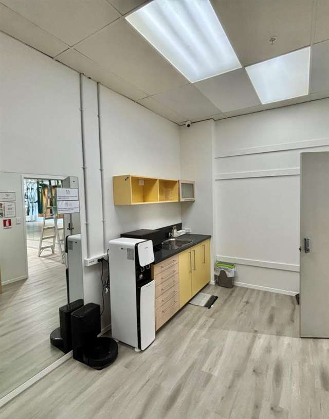 129 Hurstmere Road Takapuna_4