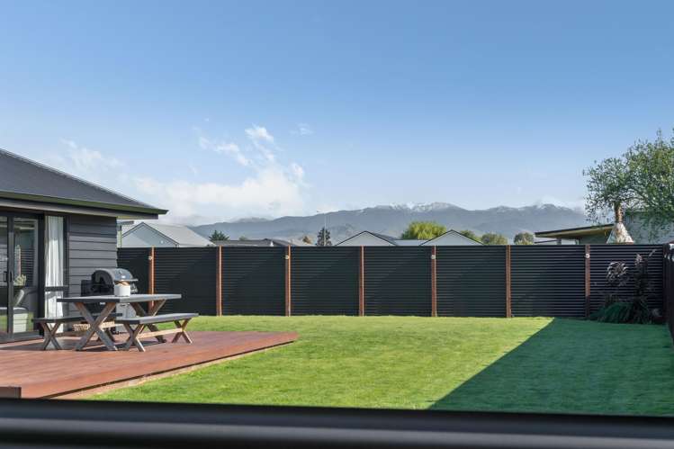 8 Old Orchard Road Solway_29