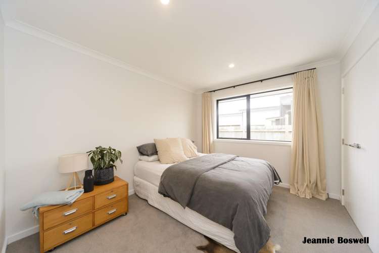 10 Peckham Lane Ashhurst_12