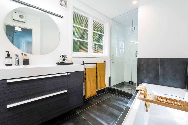 1 Glengyle Street Vauxhall_11