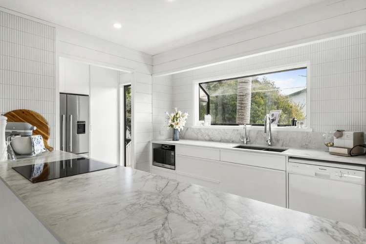 42B Glamorgan Drive Torbay_8