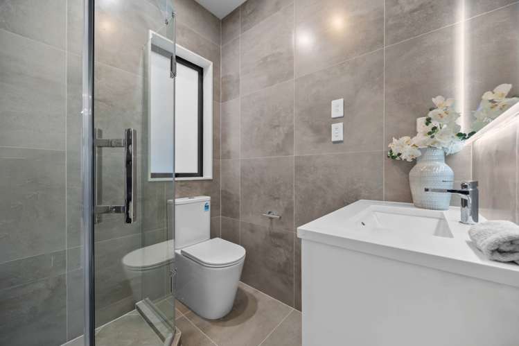 24 Furlough Road Opaheke_21