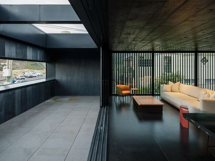  19 Marine Parade South Piha_12