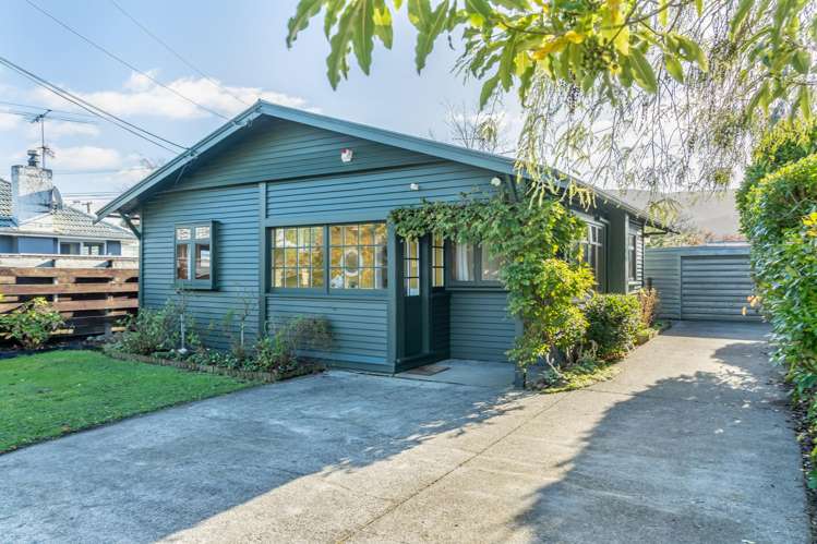 53 Palmer Crescent Silverstream_26