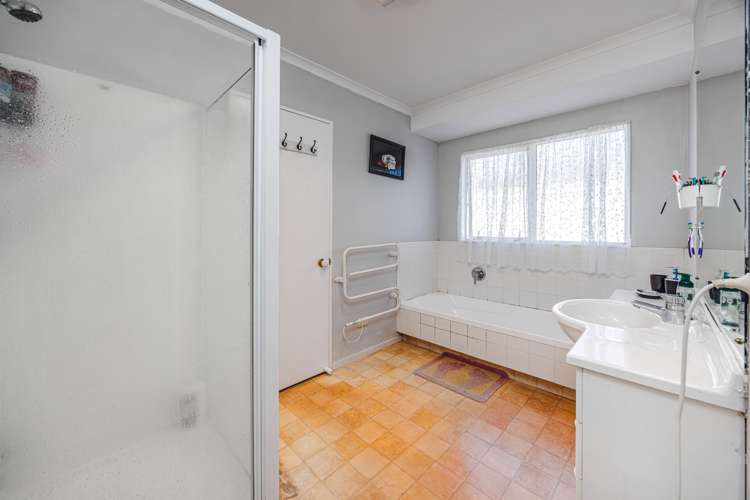 14 Montilla Place Manurewa_11