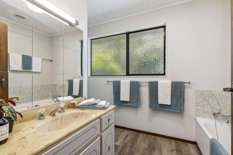 19 Greyfriars Crescent Tawa_21