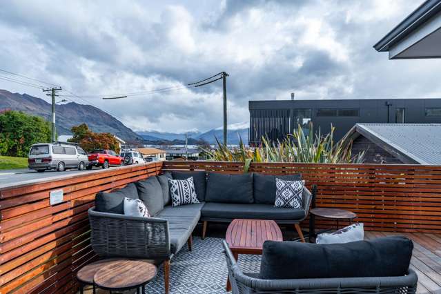 84 Helwick Street Wanaka_2