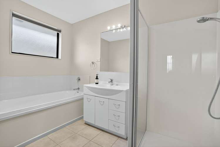 10 Aitkenhead Court, Parakai Helensville_10