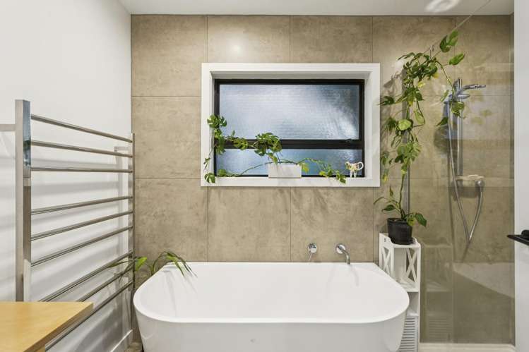 48 Parker Avenue New Lynn_14