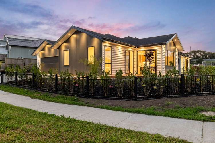 77 Skulander Crescent_0